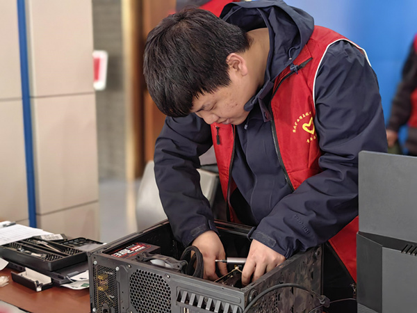 pc维修_副本.jpg