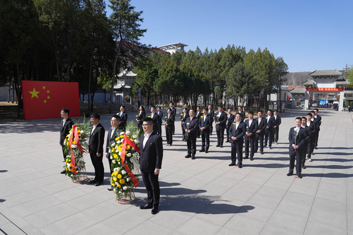 1775465197516251.jpeg R5_06899_副本.jpg