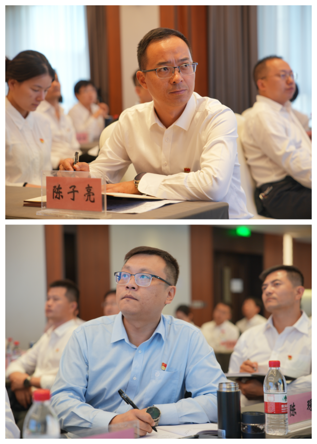 1790298081842725.png 学员听课.png