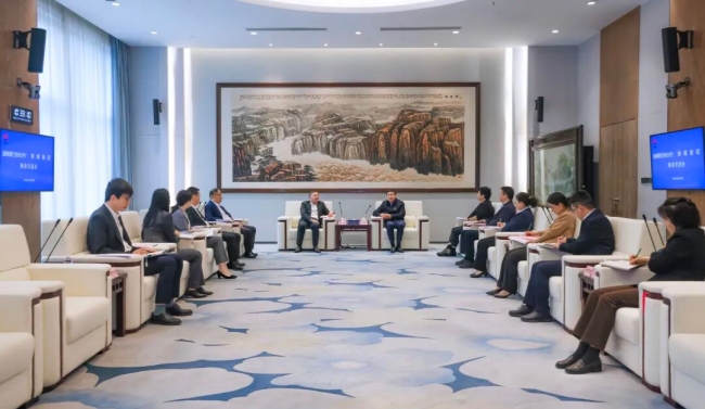 1792715007279839.jpeg 会见浙商银行西安分行党委书记、行长、合规官侯波一行。.jpg