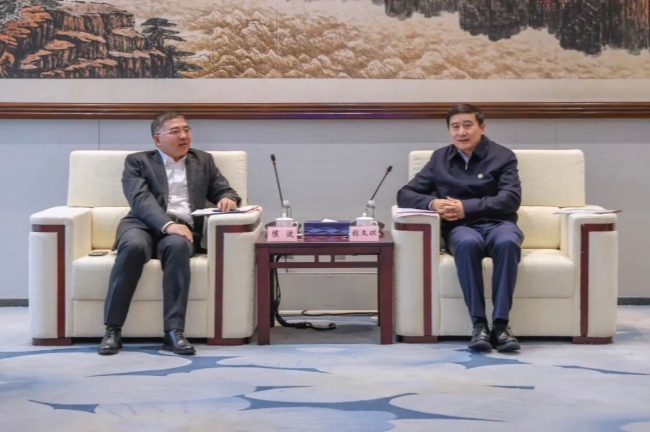 1792715021713561.jpeg 介绍了陕煤集团生产经营情况与发展规划。.jpg